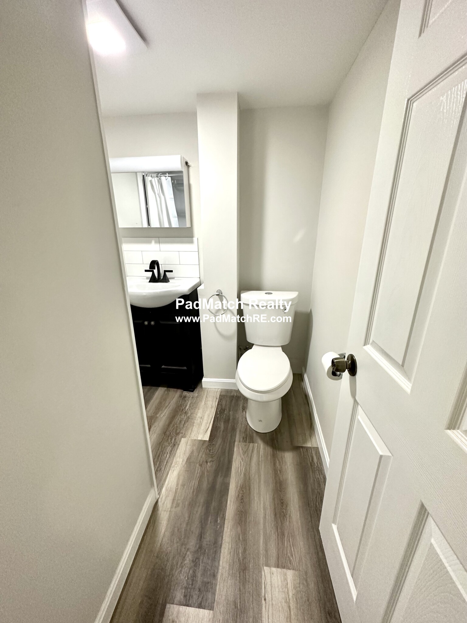 33 Lens St, Southbridge