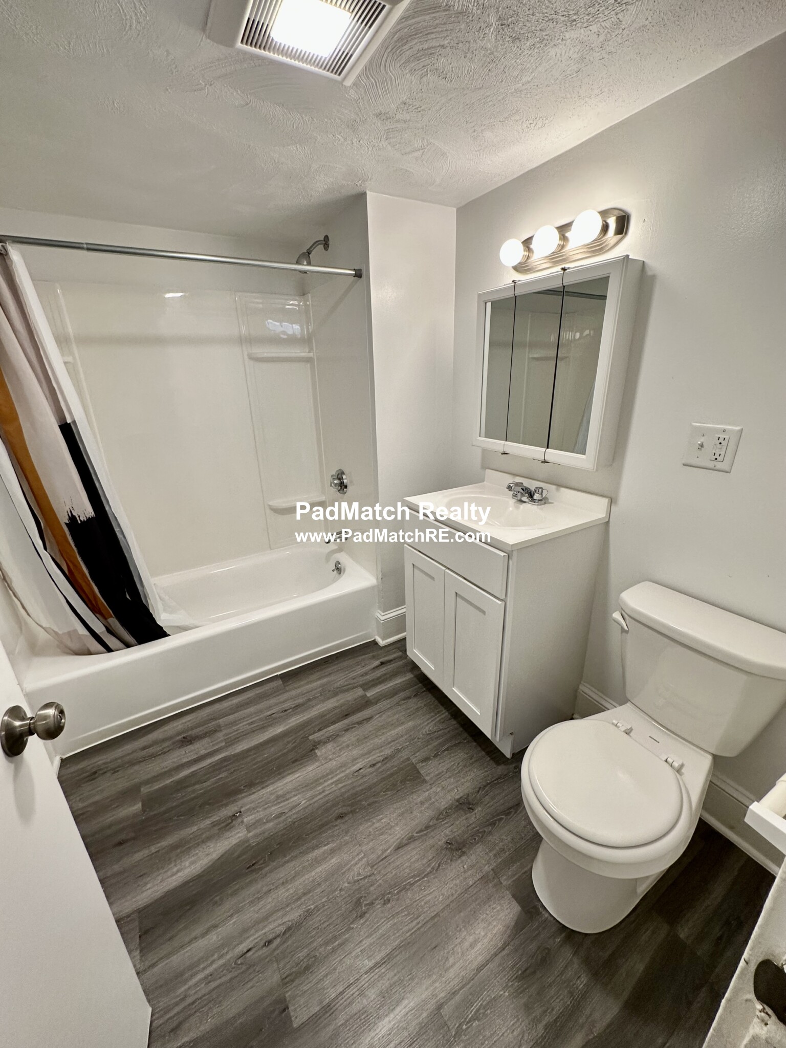 1381 Commonwealth Ave, Allston