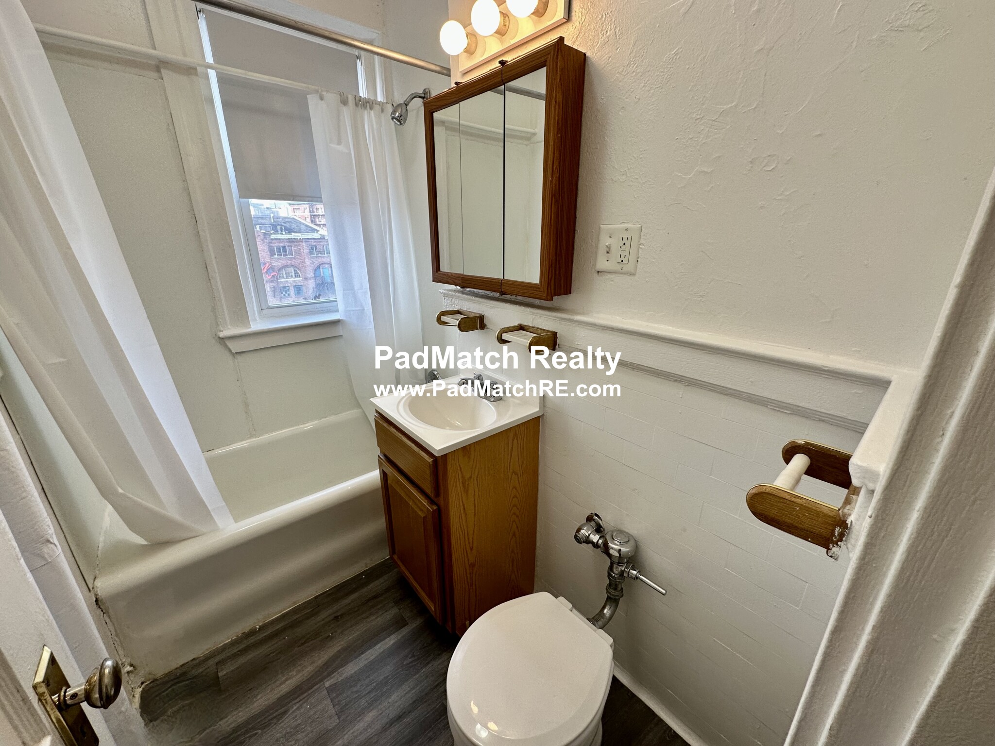 1167 Boylston St, Fenway