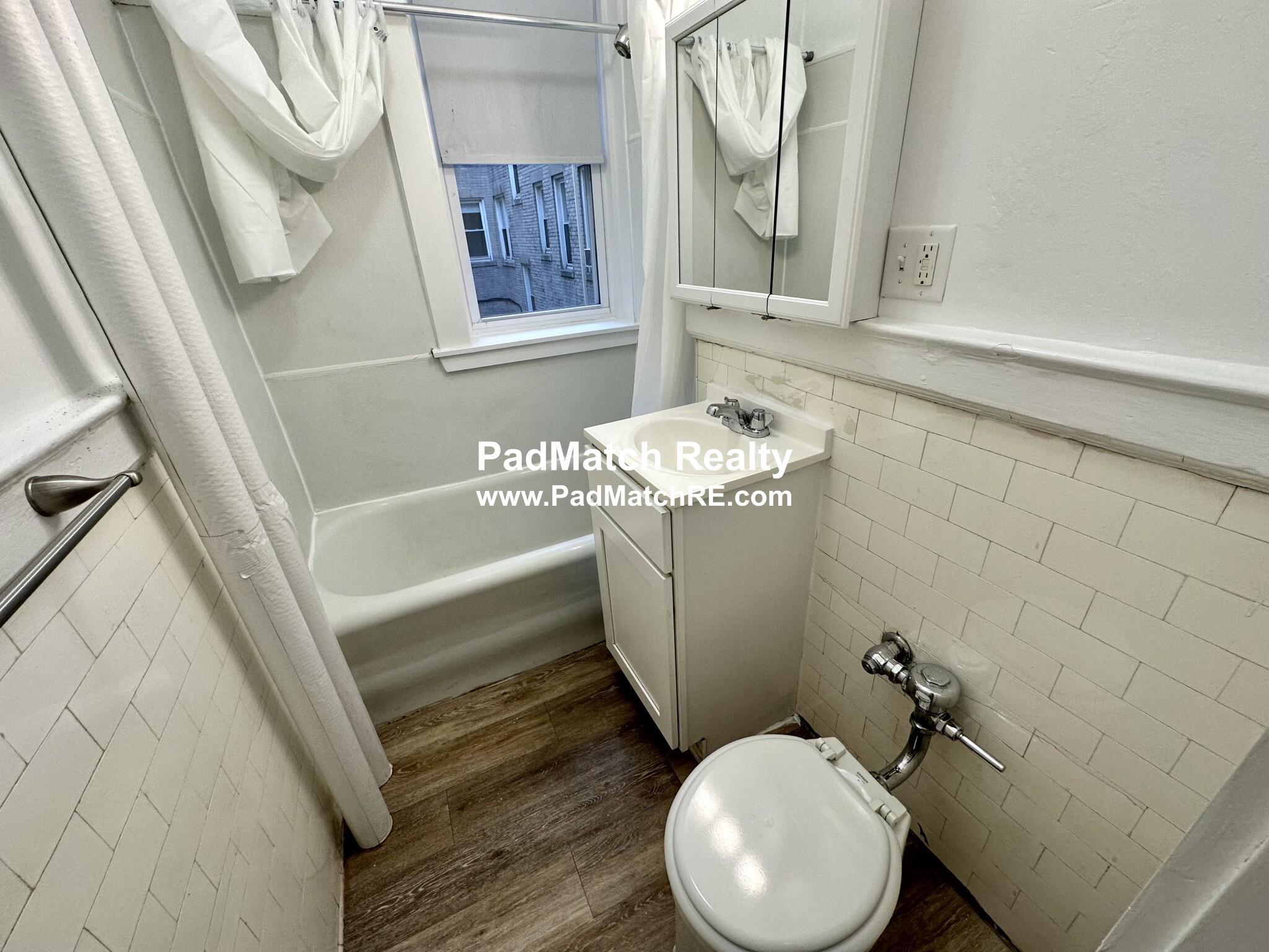 1163 Boylston St, Fenway