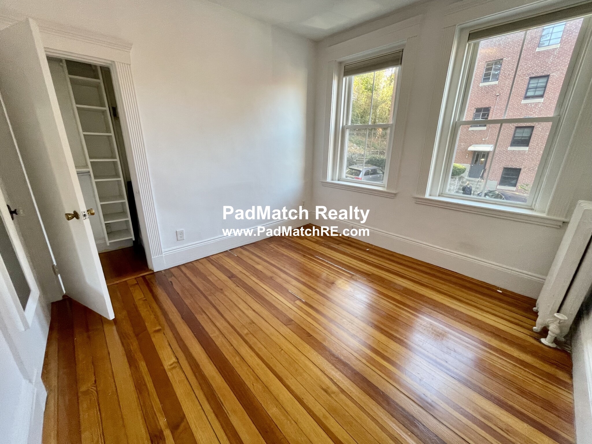 640 Washington St, Washington Square