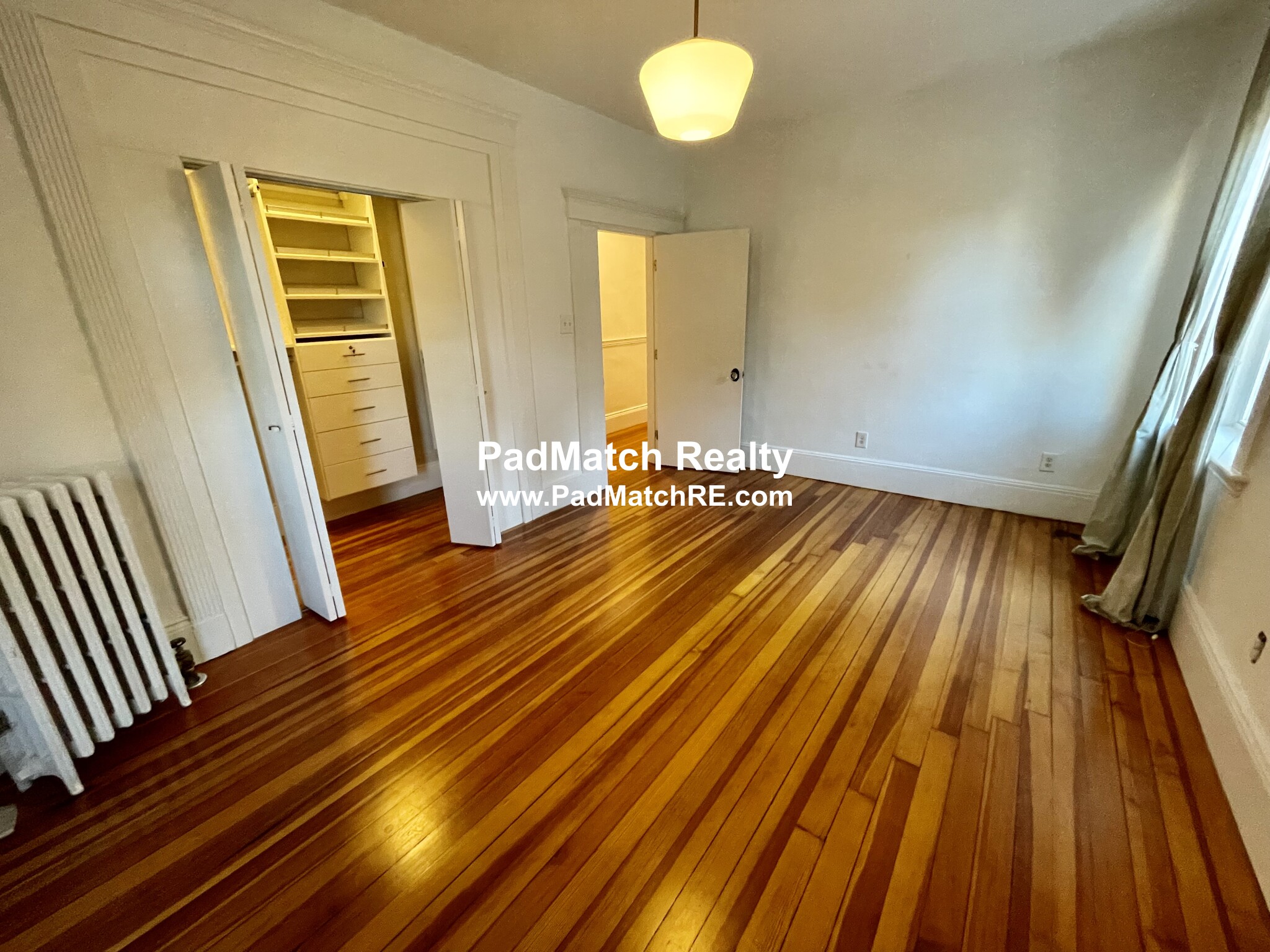 640 Washington St, Washington Square