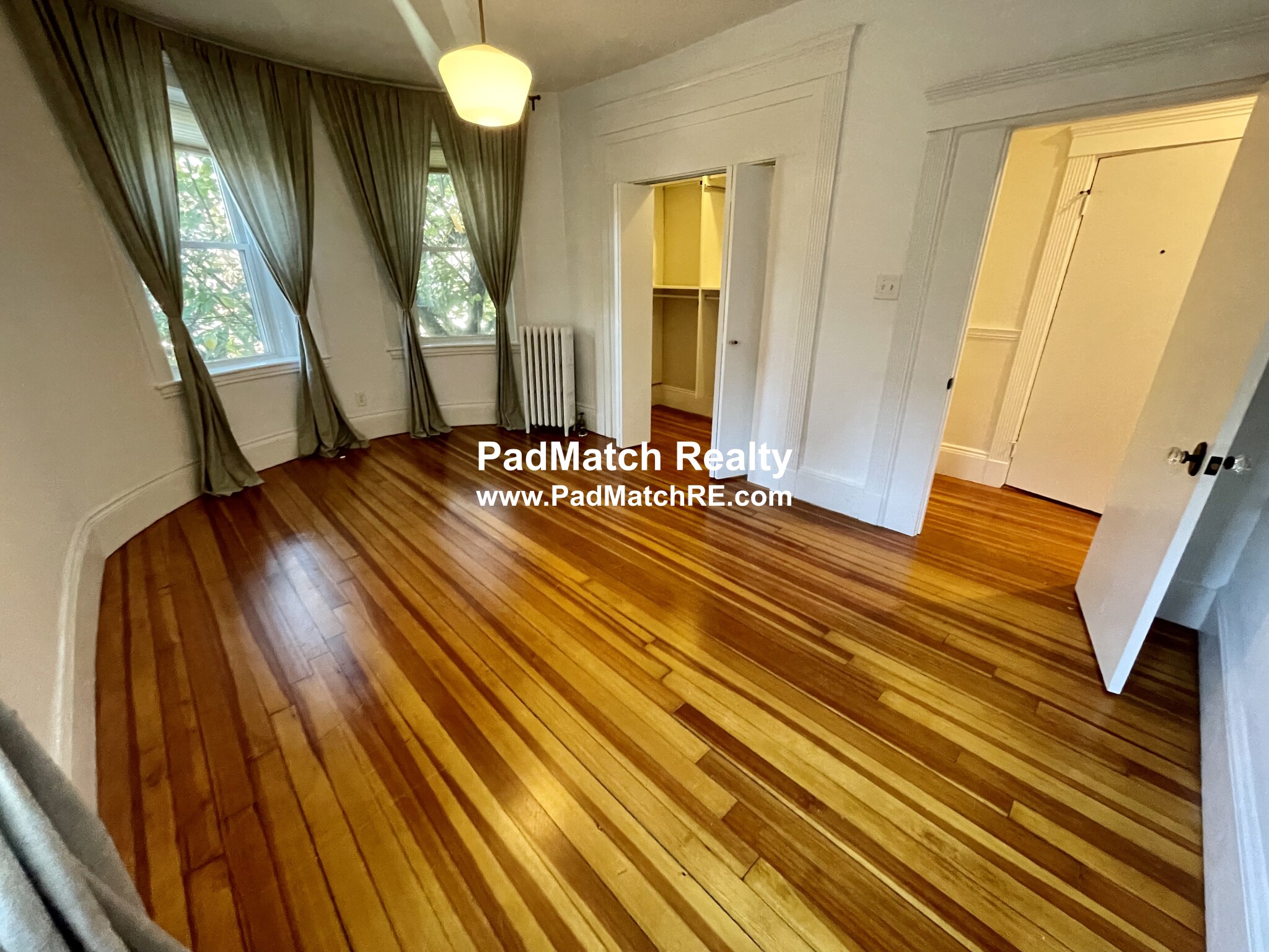 640 Washington St, Washington Square