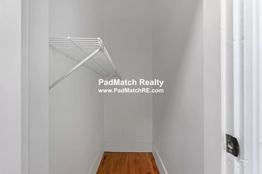 28 Glenville Ave, Allston