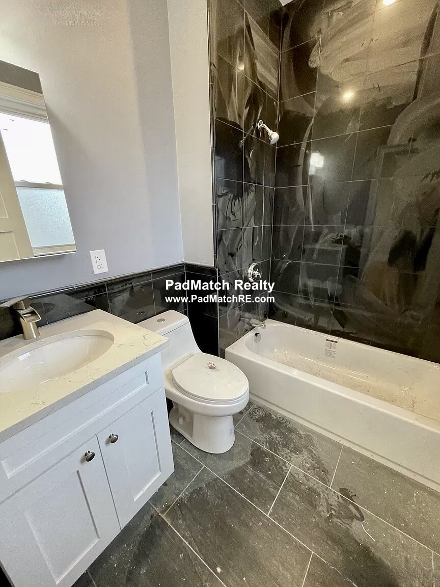 1778 Commonwealth Ave, Brighton