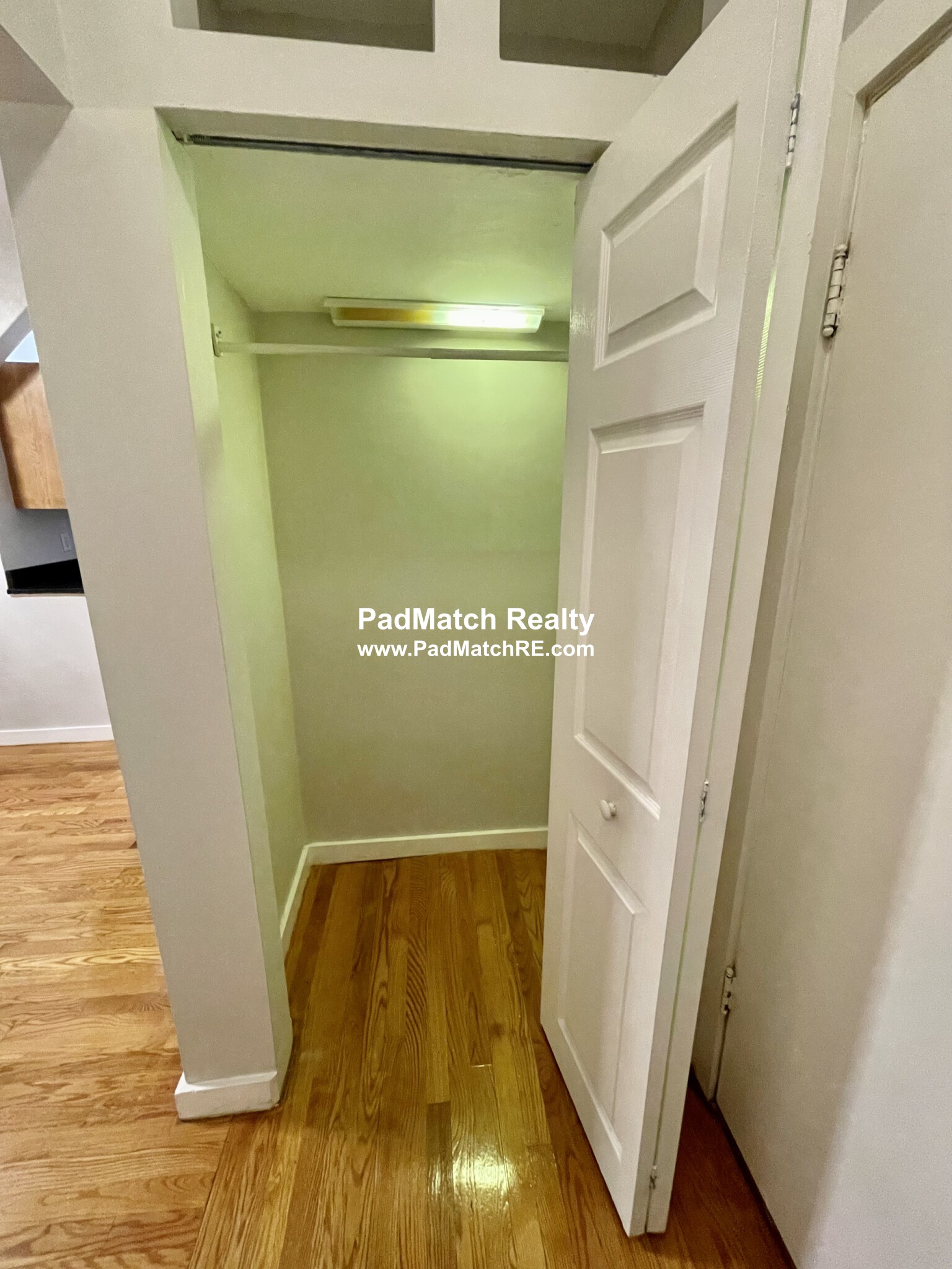 38 Hemenway St, Fenway