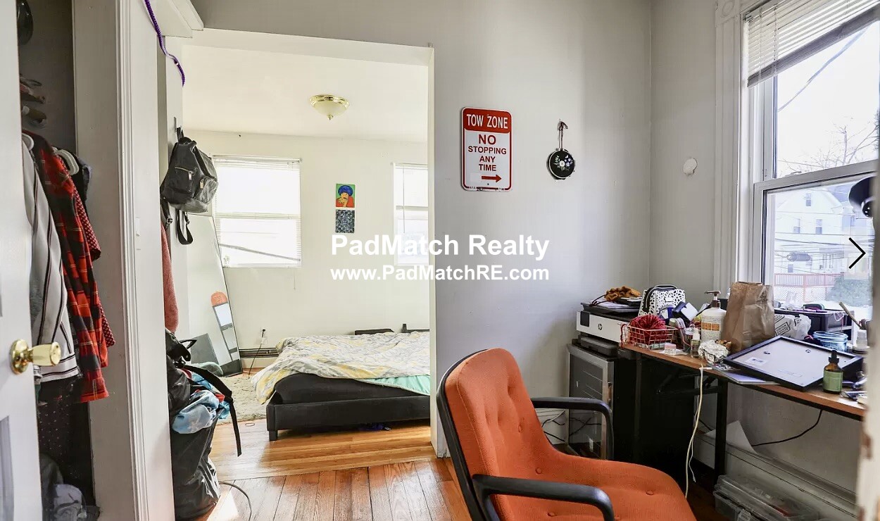 18 Greylock Rd, Allston