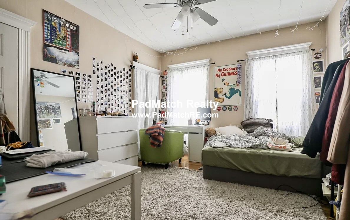 18 Greylock Rd, Allston