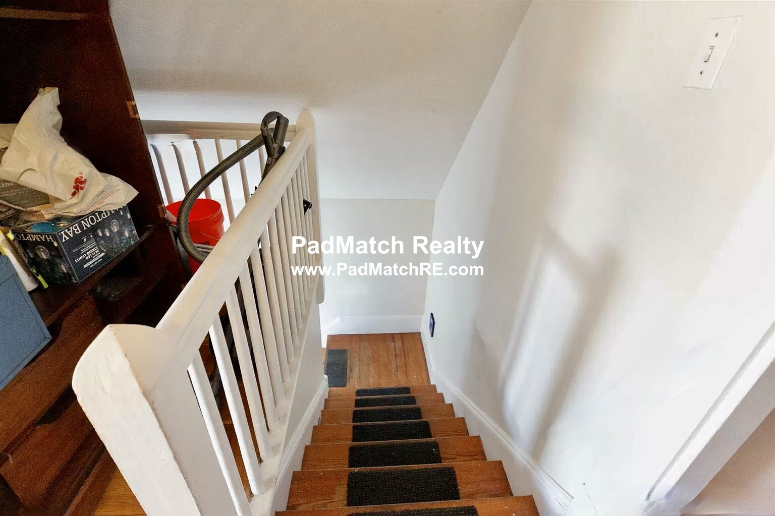 18 Greylock Rd, Allston