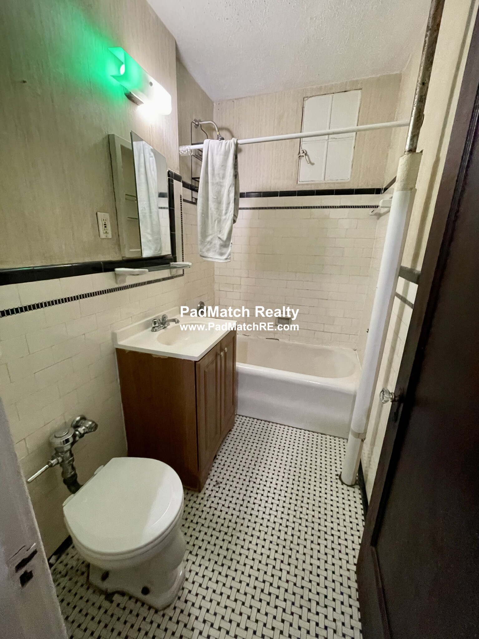 349 Pleasant St, Malden