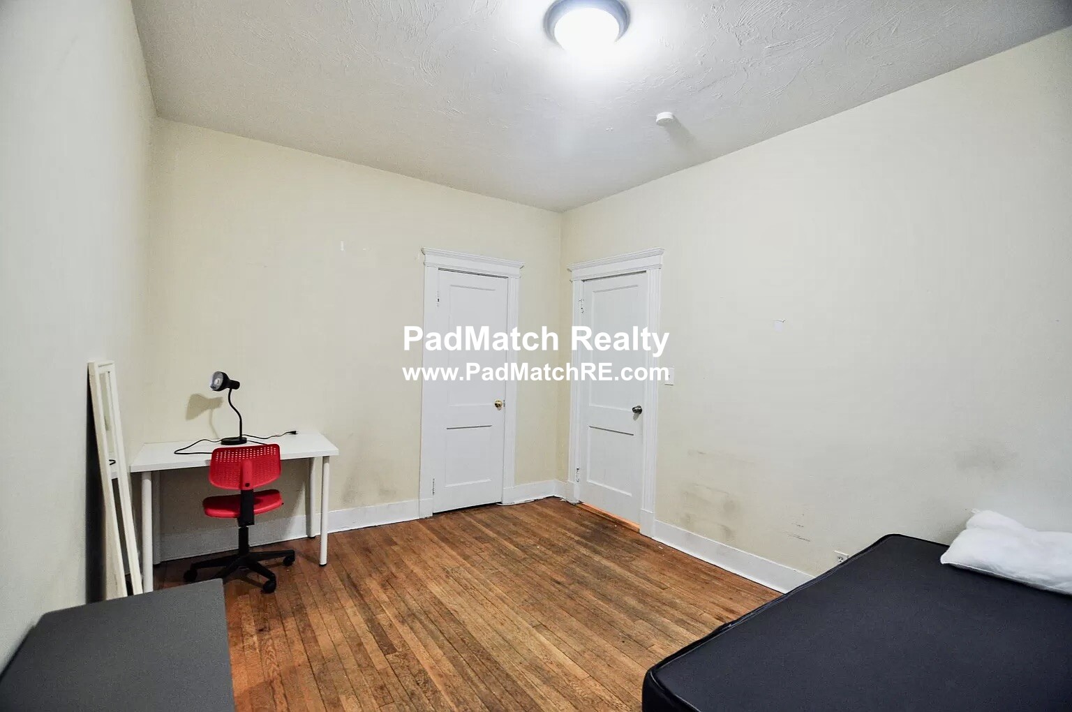 Photo 8 of 38 Park Vale Ave. Unit 6