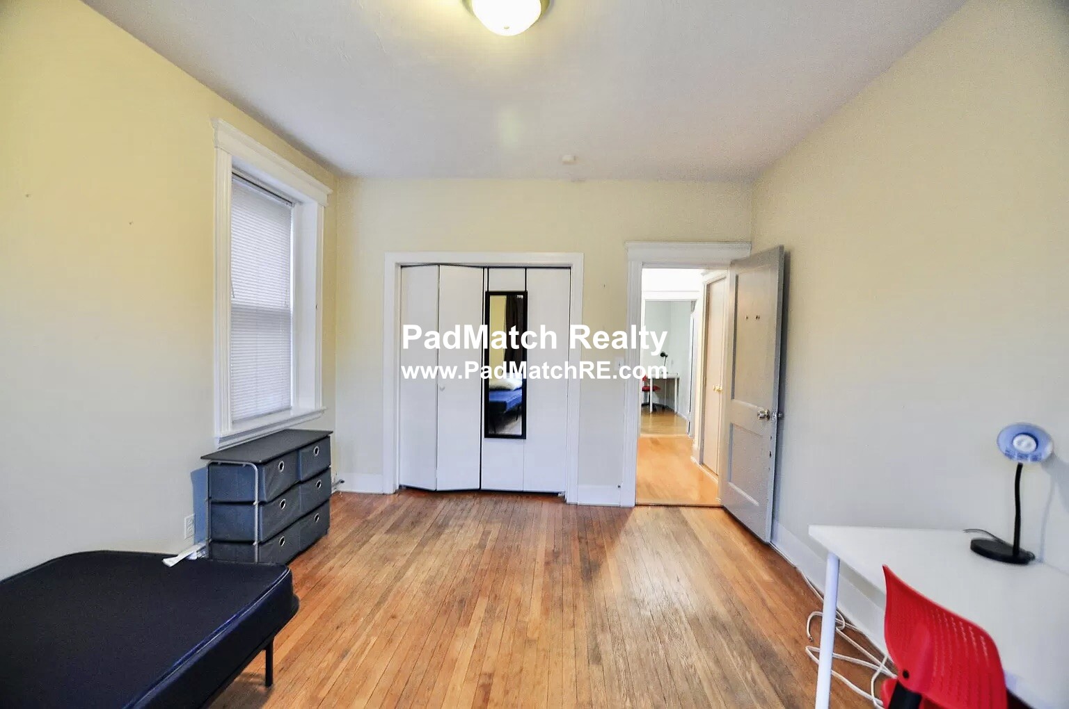 Photo 10 of 38 Park Vale Ave. Unit 6