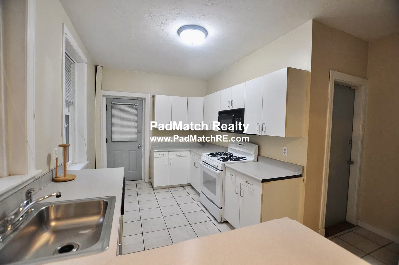 Photo 6 of 38 Park Vale Ave. Unit 6
