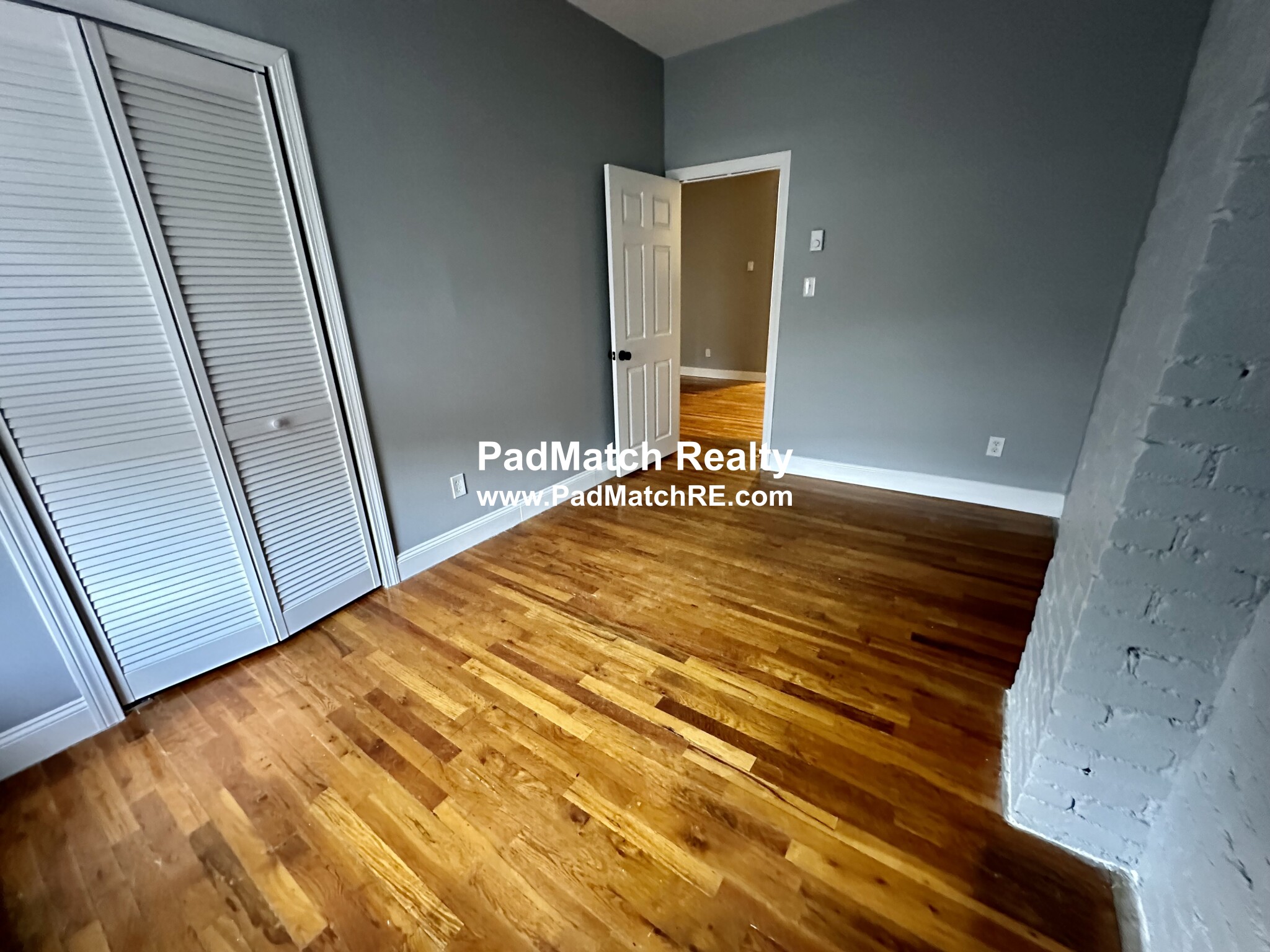 894 Huntington Ave, Mission Hill