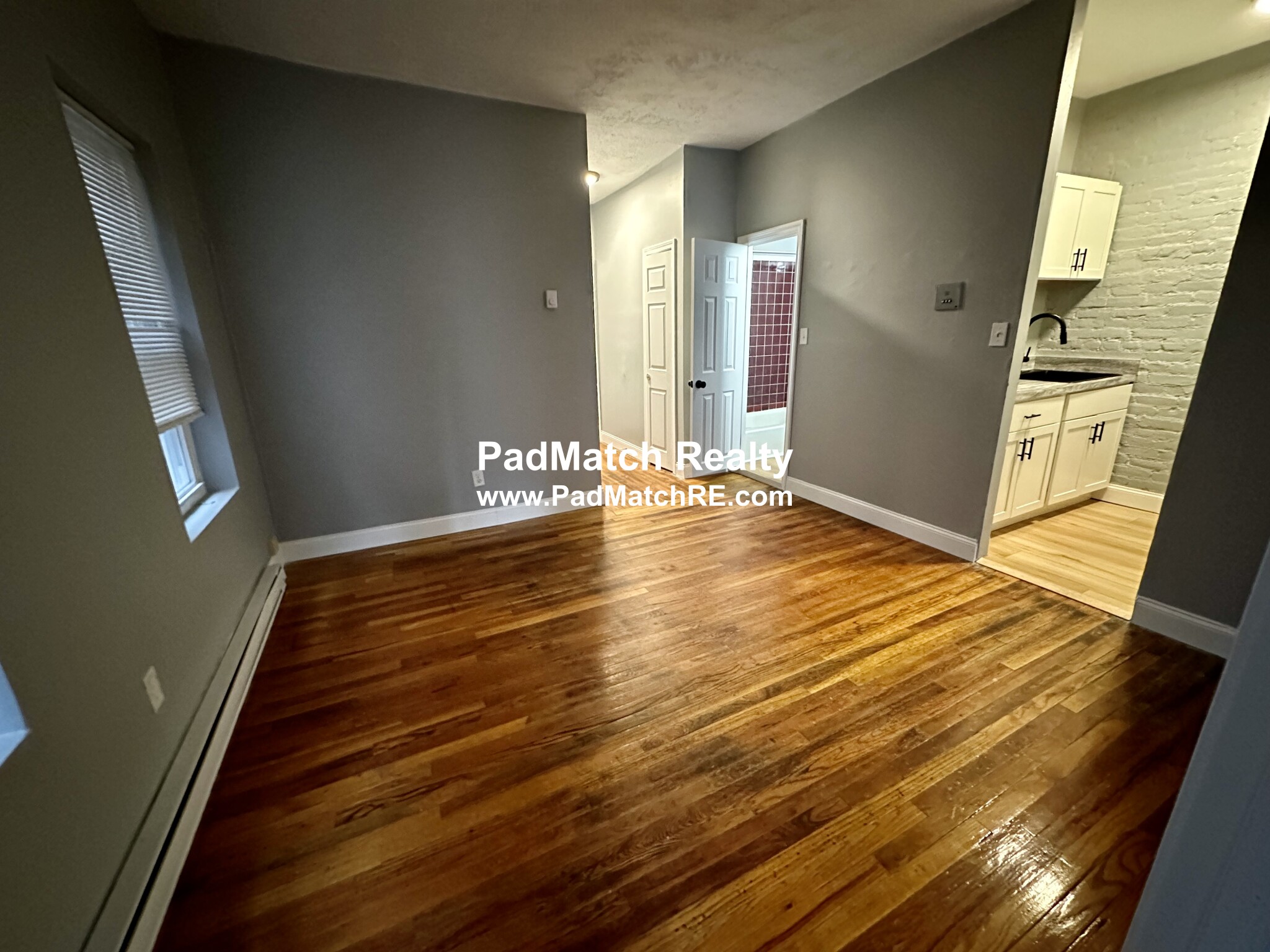 894 Huntington Ave, Mission Hill