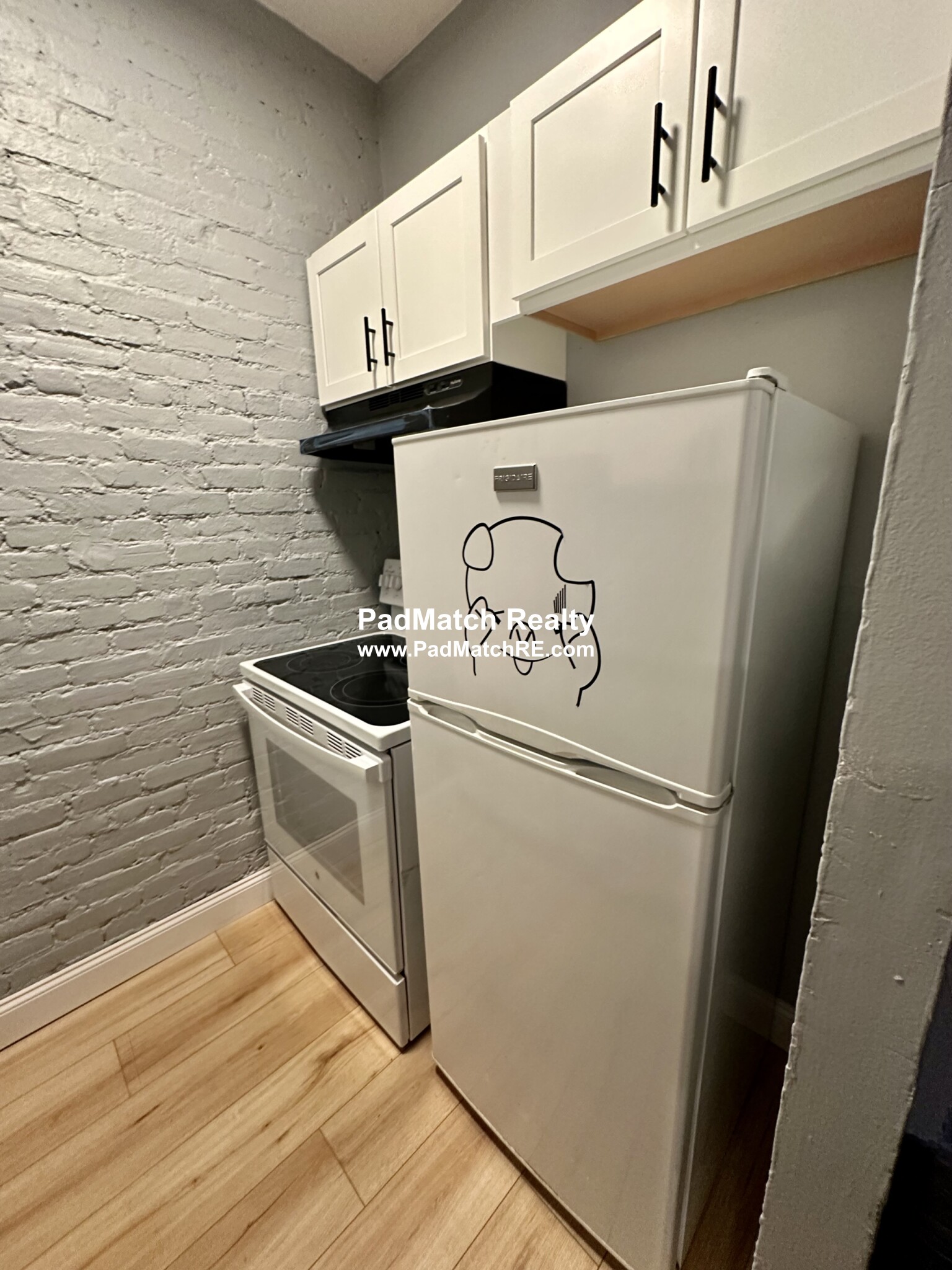 894 Huntington Ave, Mission Hill