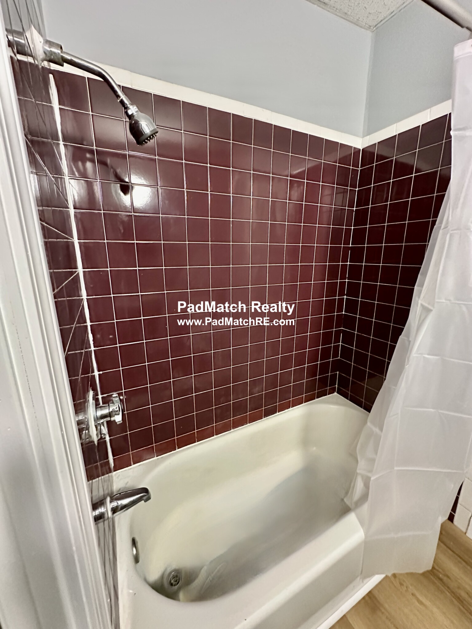 894 Huntington Ave, Mission Hill