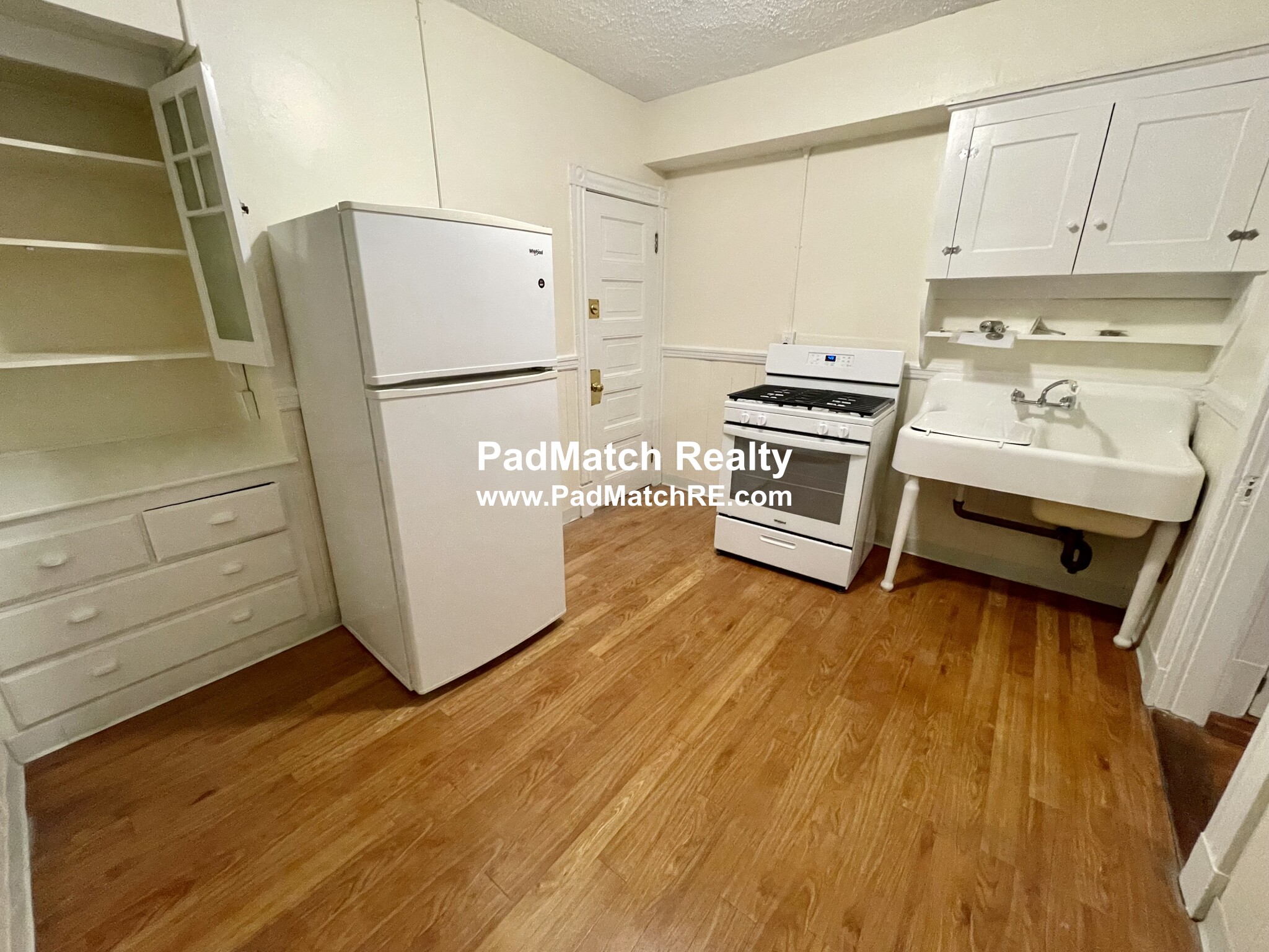 885 Massachussette Ave, Central Square