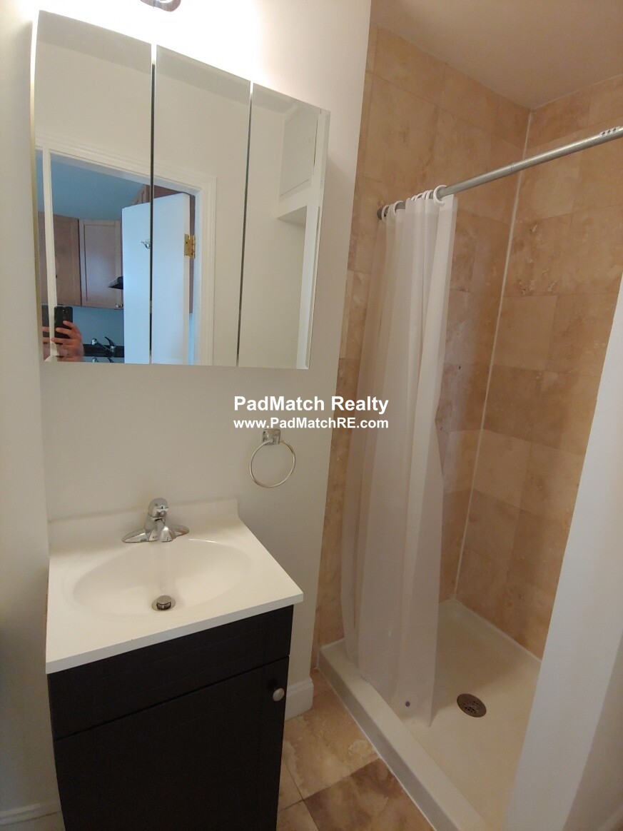 70 Joy St, Beacon Hill