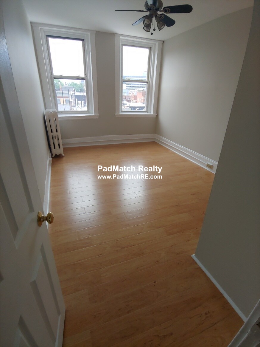 70 Joy St, Beacon Hill