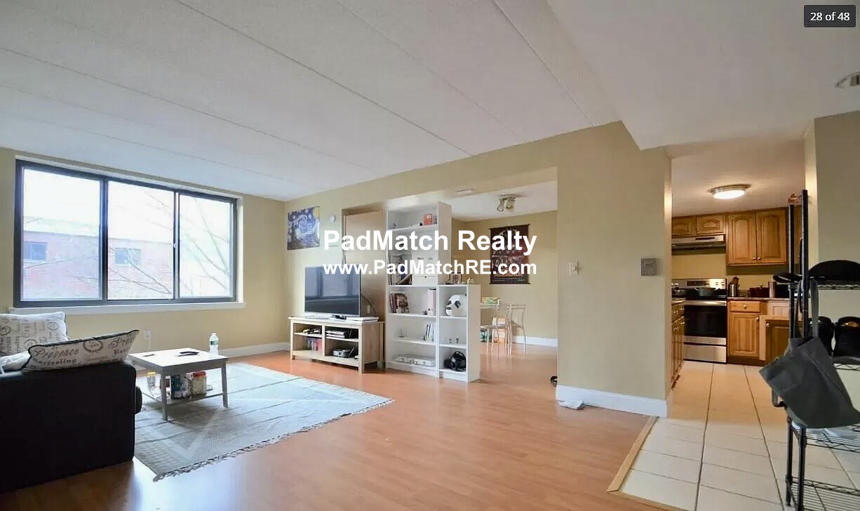 85 Brainerd Rd, Brighton