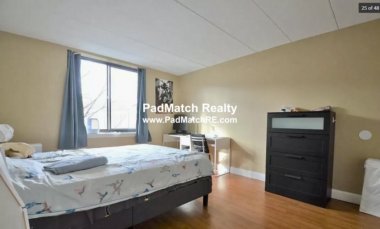 85 Brainerd Rd, Brighton