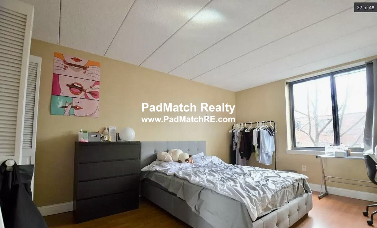 85 Brainerd Rd, Brighton