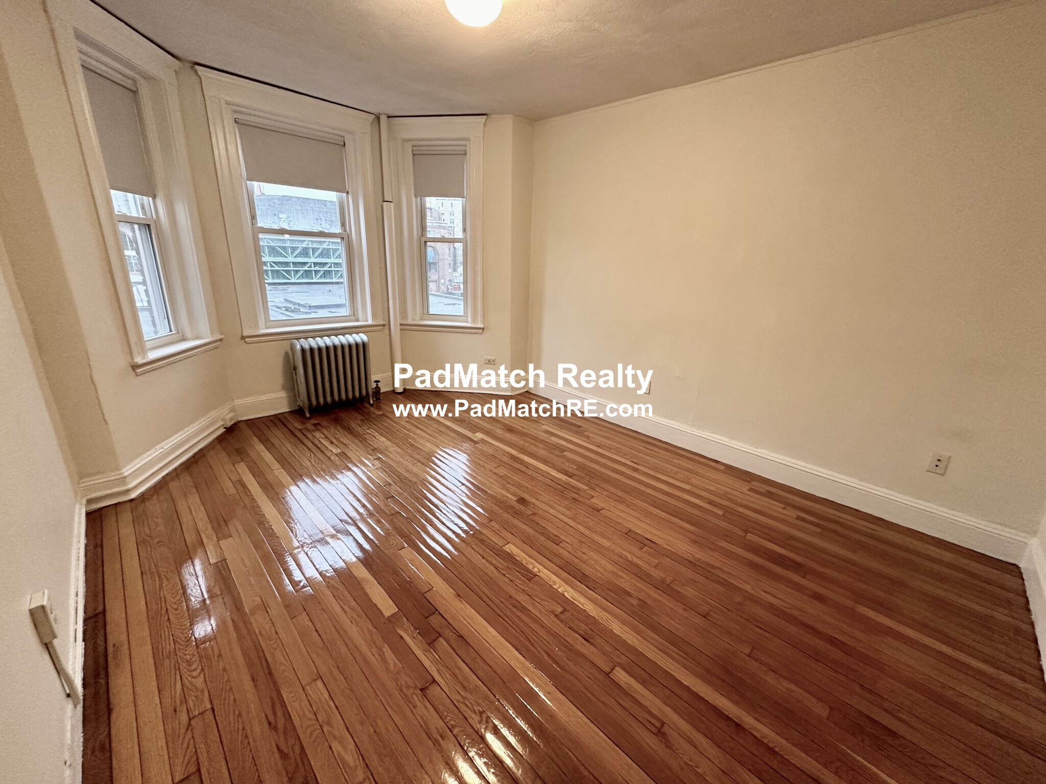 1175 Boylston St, Fenway