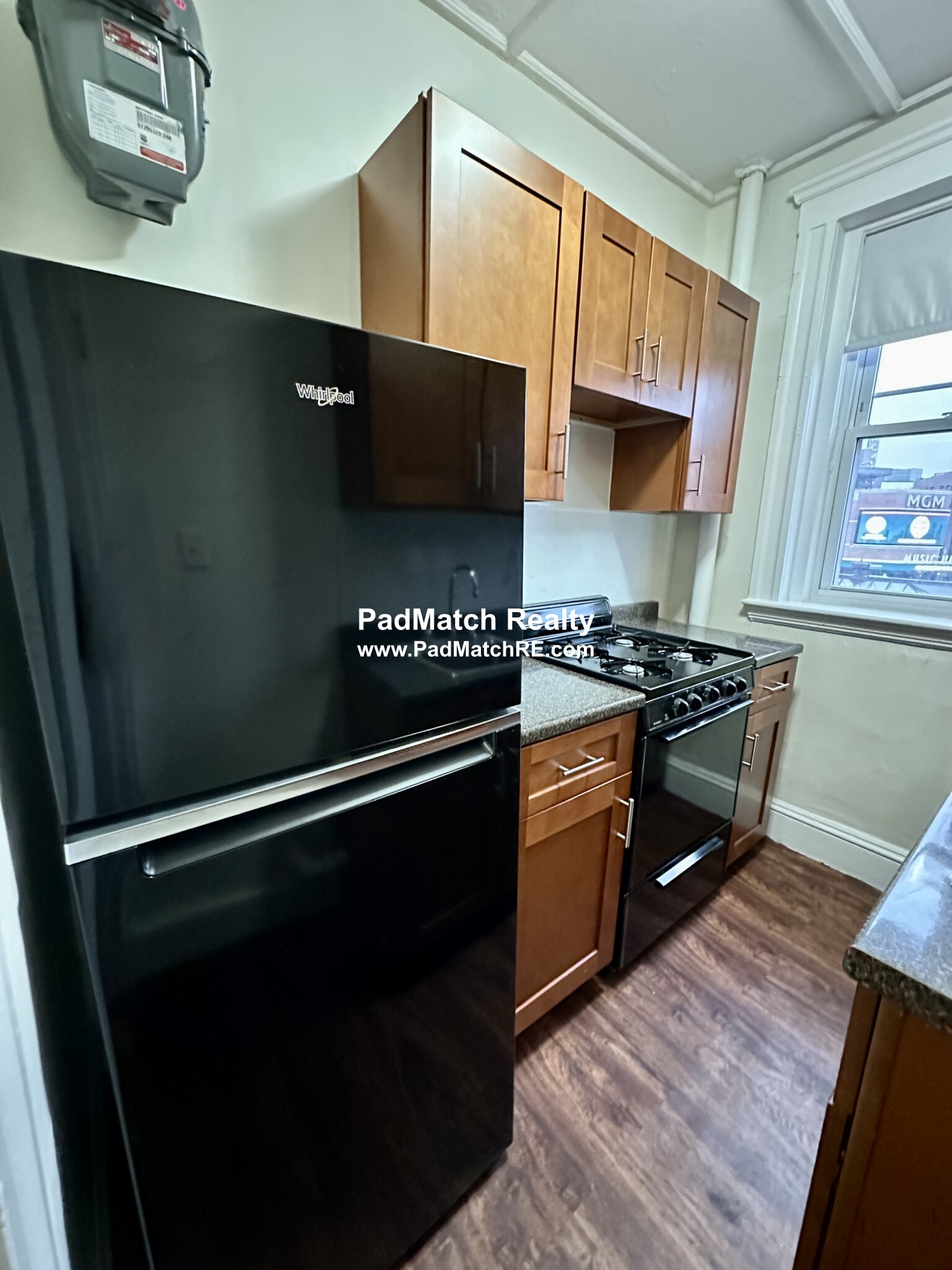 1175 Boylston St, Fenway