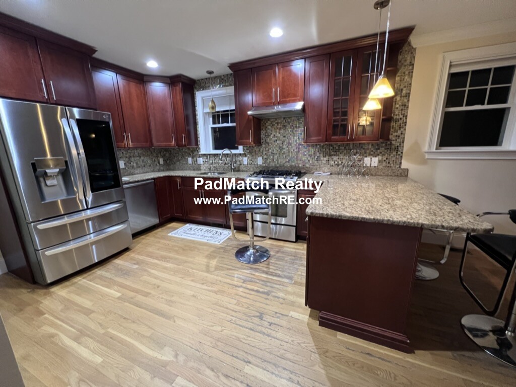 Photo 6 of 122 Columbia Ave.