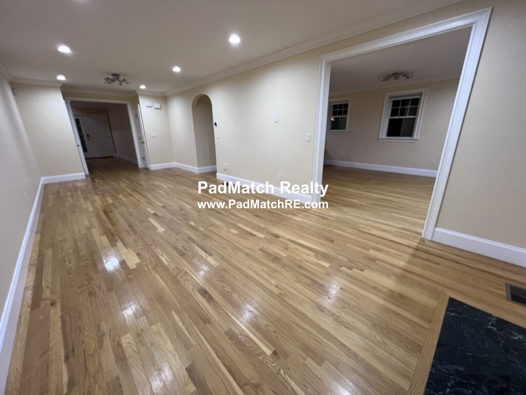 122 Columbia Ave., Newton