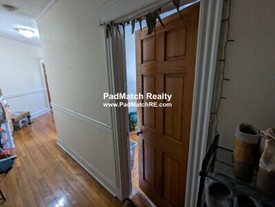 352 Riverway Unit 19, Boston