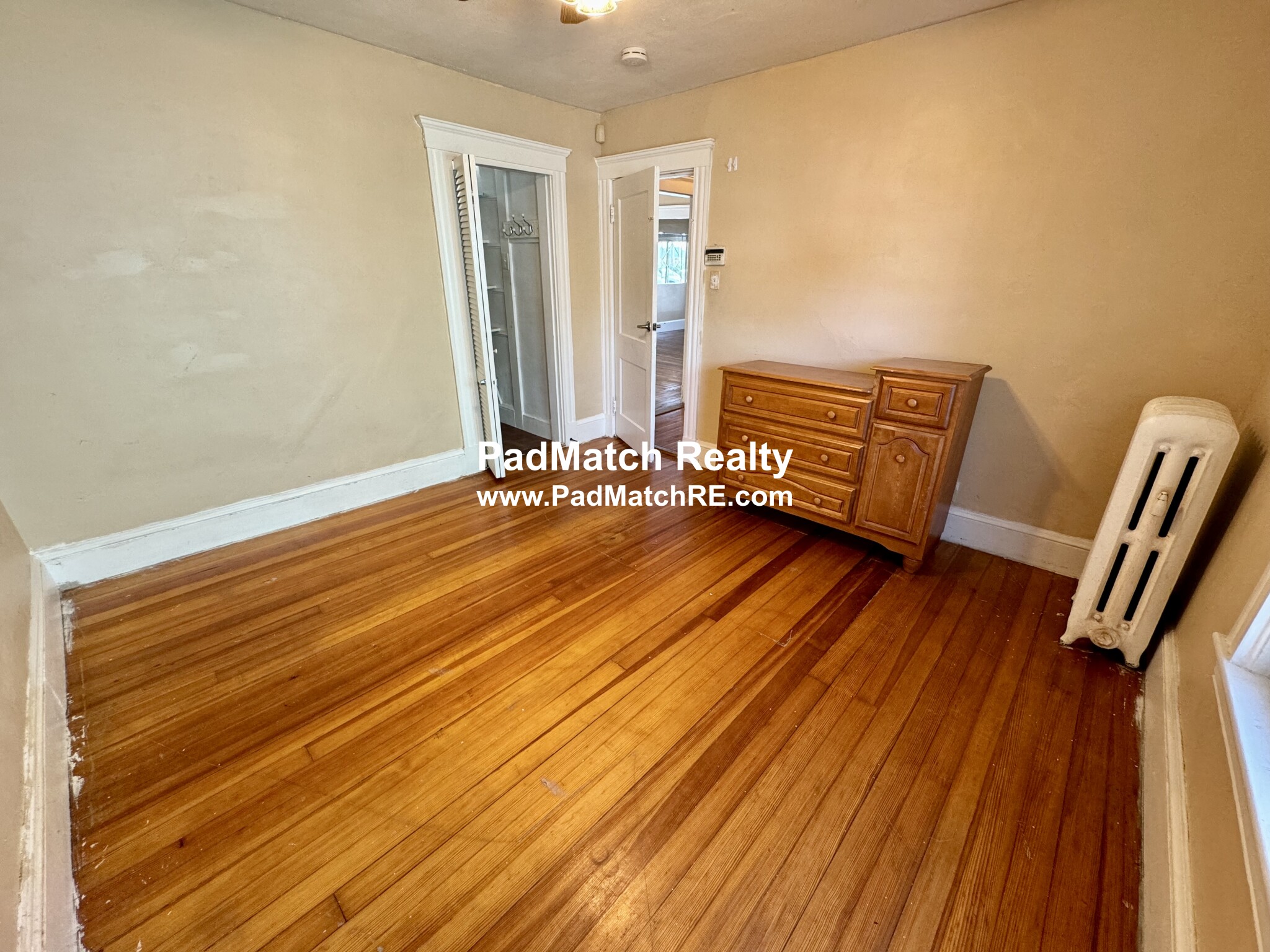 1024 North Shore Rd, Revere