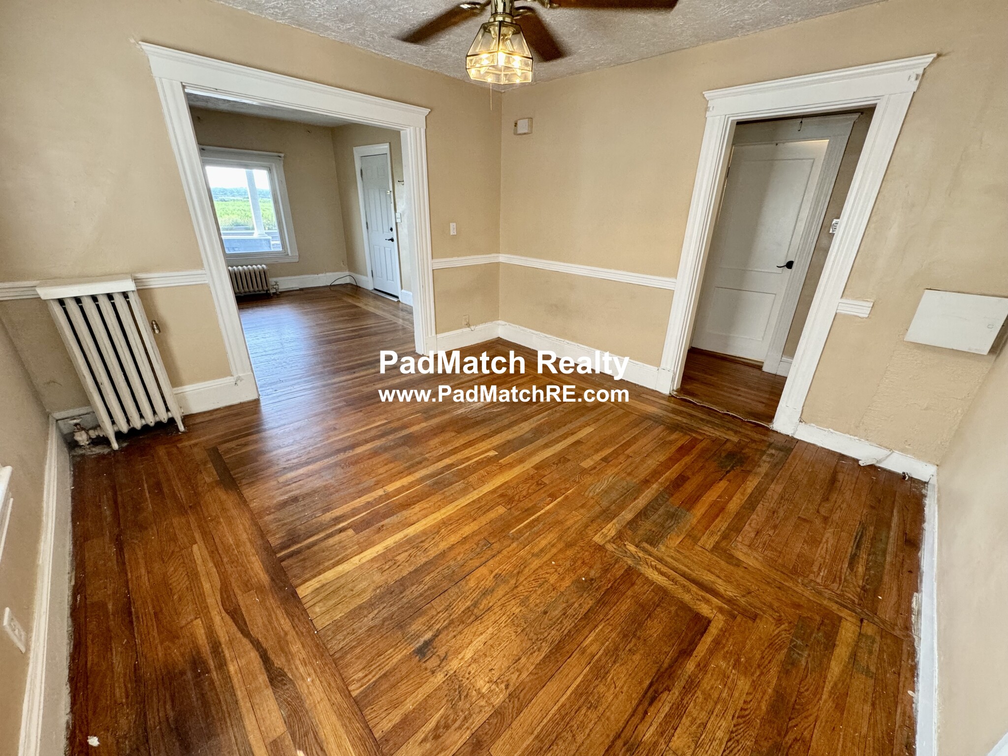 1024 North Shore Rd, Revere