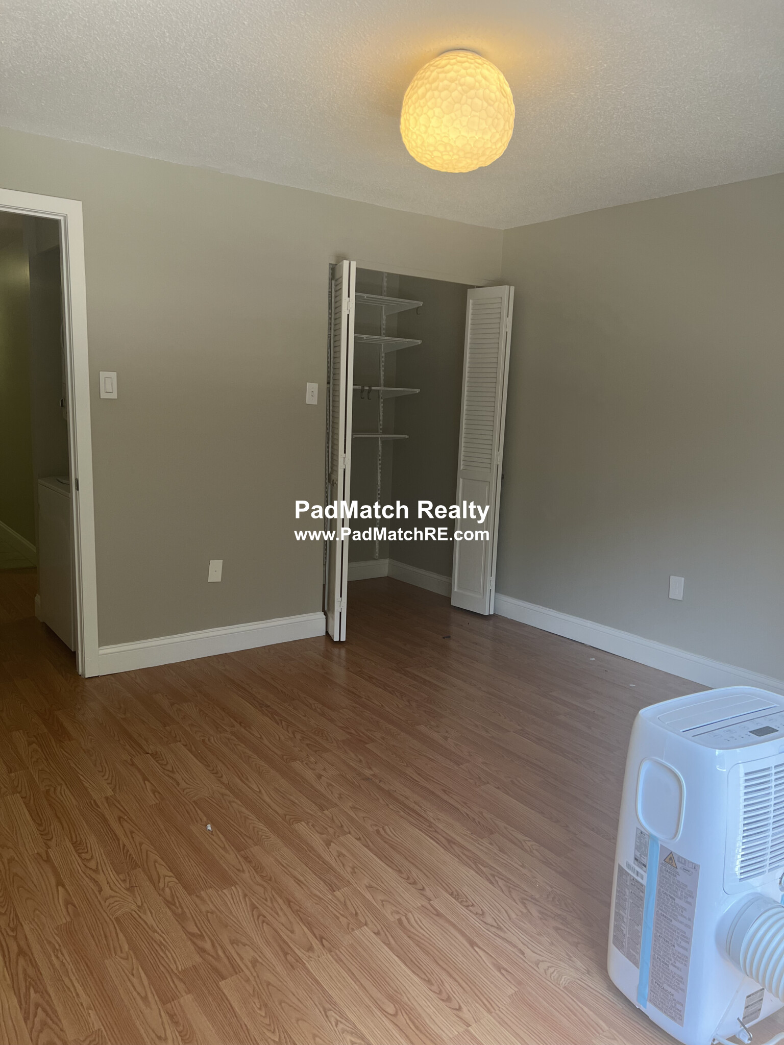 1111 Beacon St, Longwood