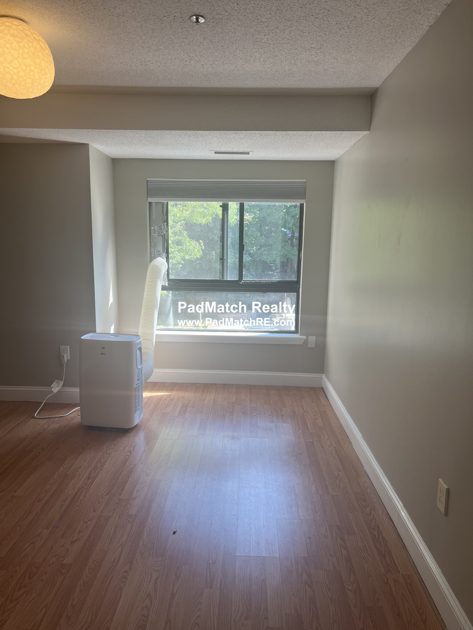 1111 Beacon St, Longwood