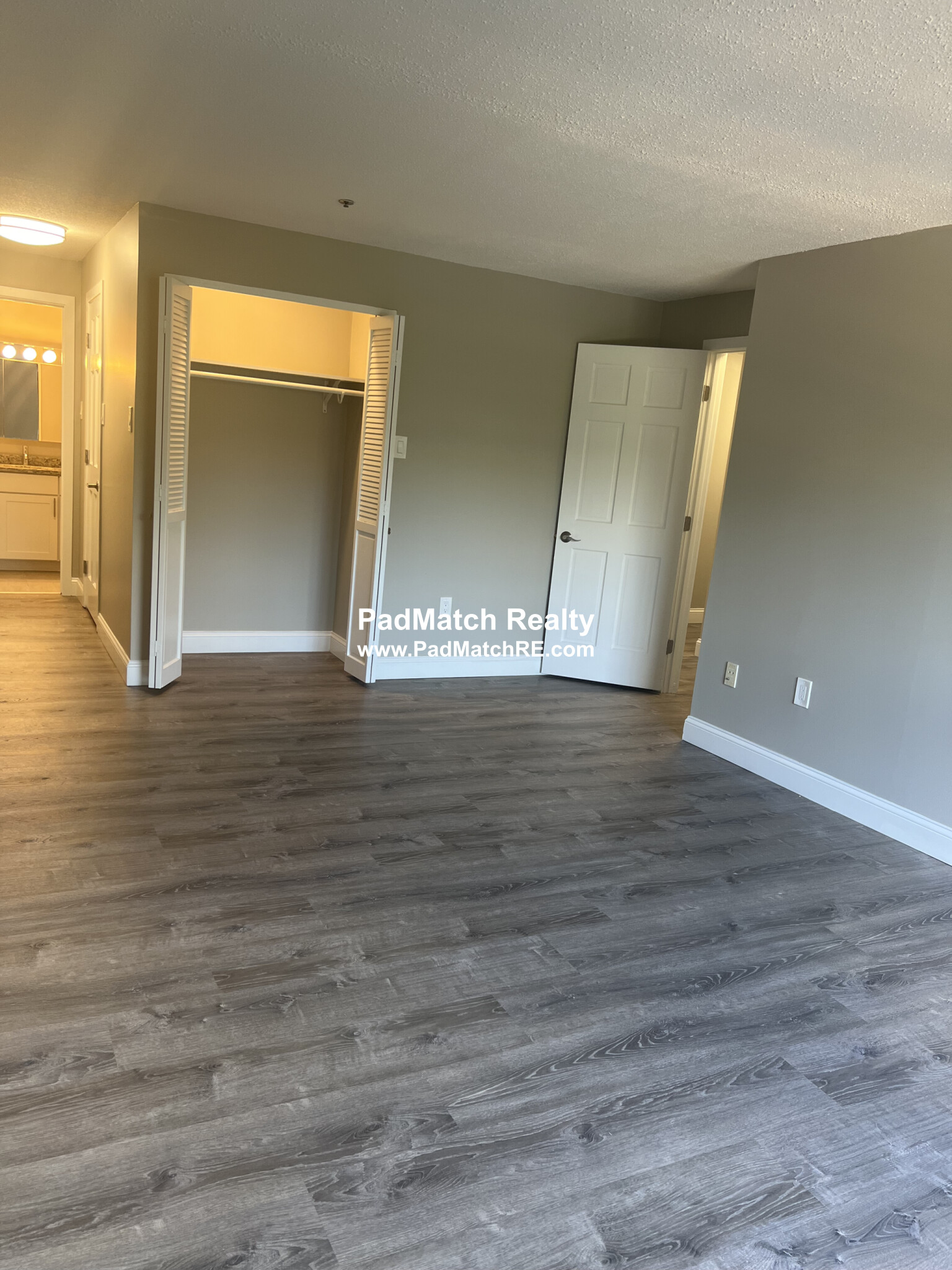 1111 Beacon St, Longwood