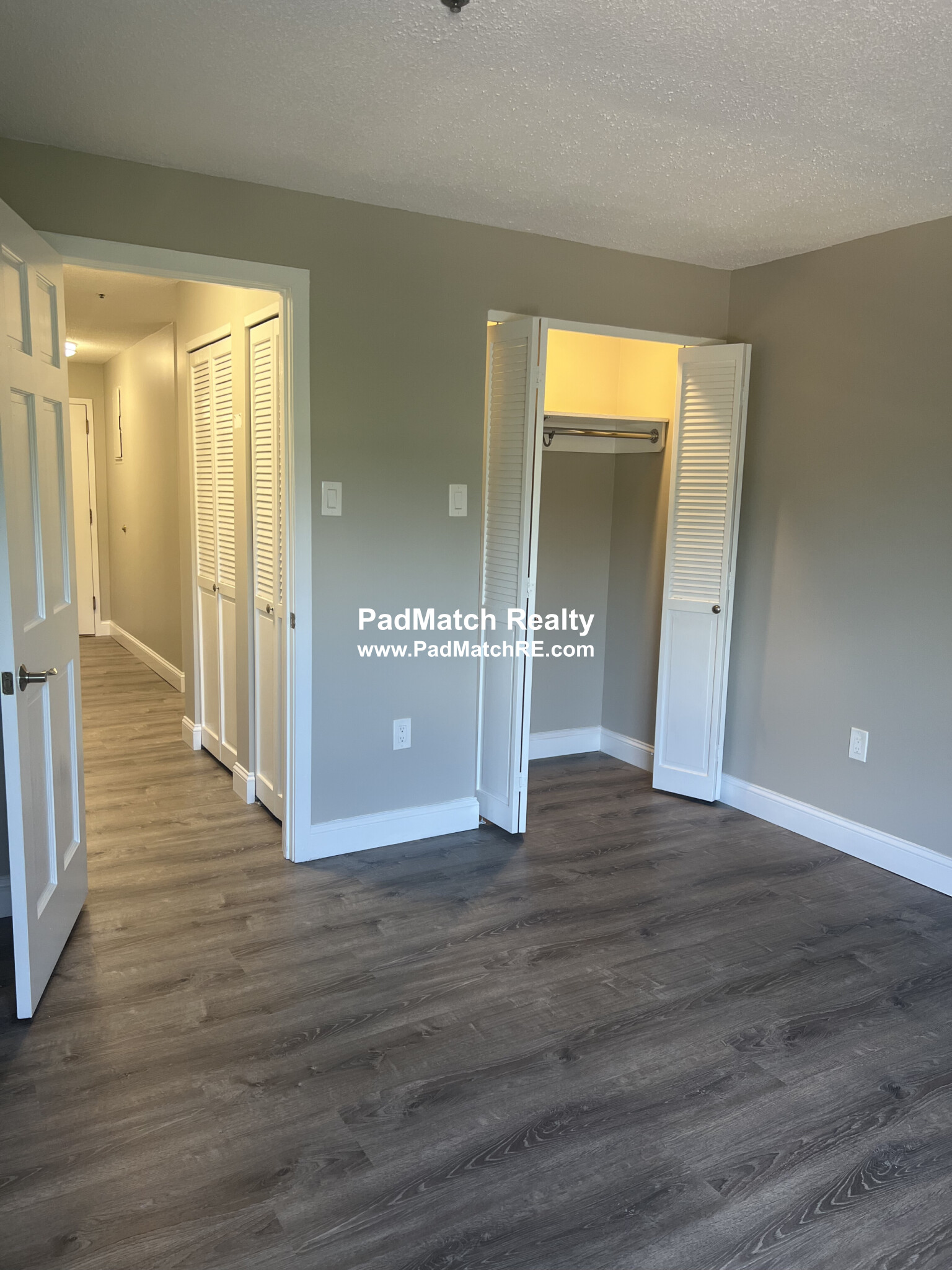 1111 Beacon St, Longwood