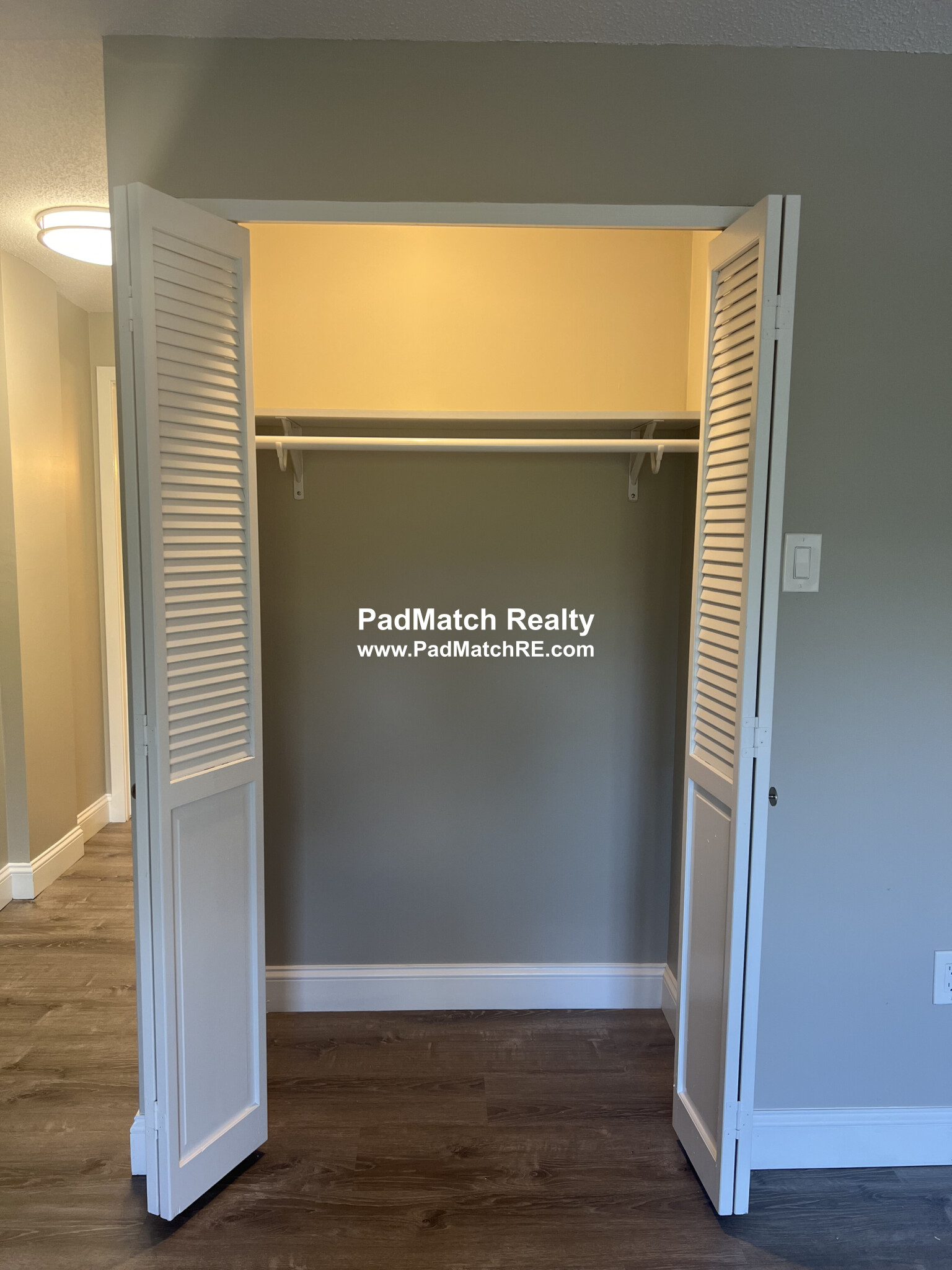 1111 Beacon St, Longwood