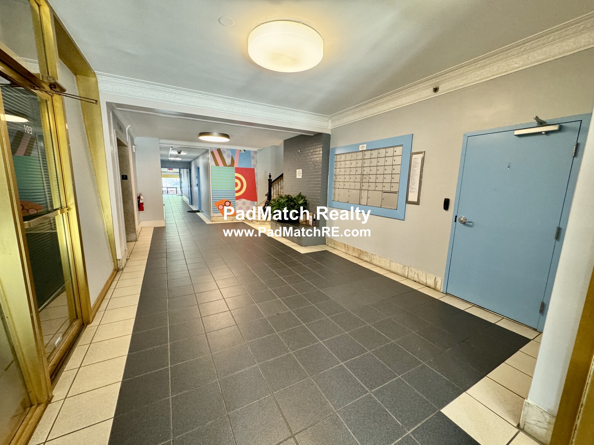 Photo 2 of 475 Commonwealth Ave. Unit 704