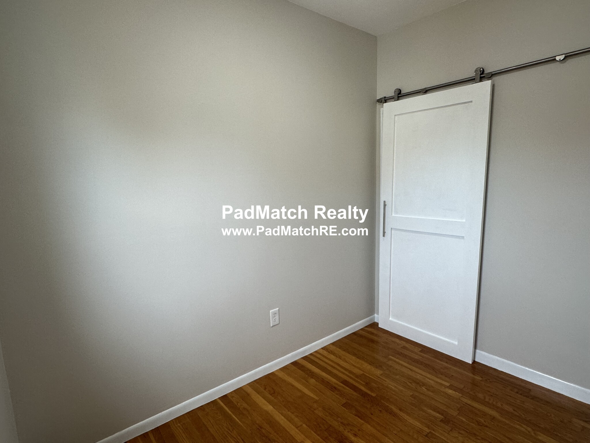 372 Bunker Hill St, Charlestown