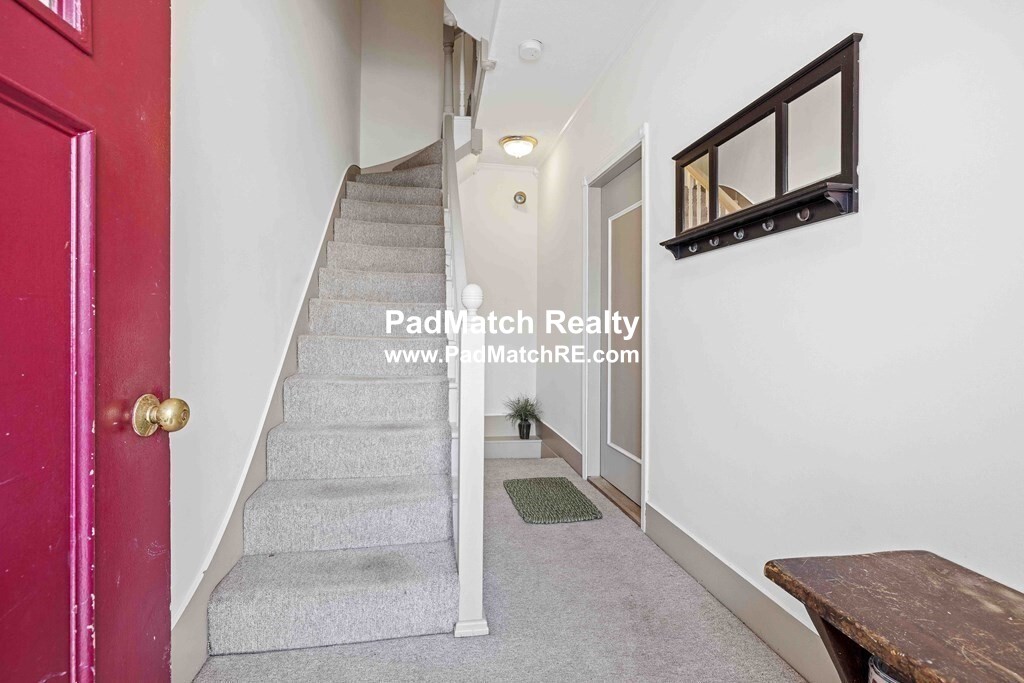 372 Bunker Hill St, Charlestown