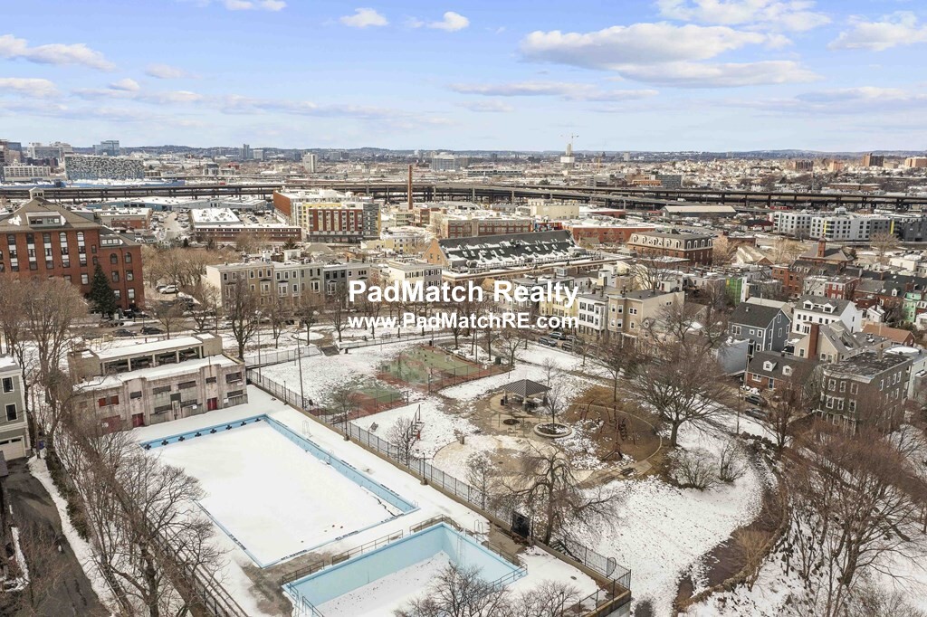 372 Bunker Hill St, Charlestown