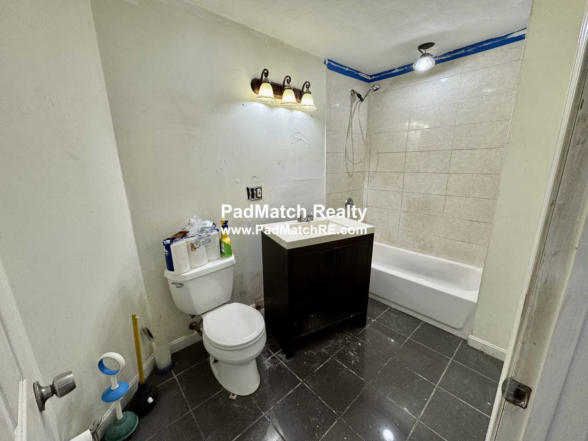 Photo 9 of 90 Chestnut St. Unit 1
