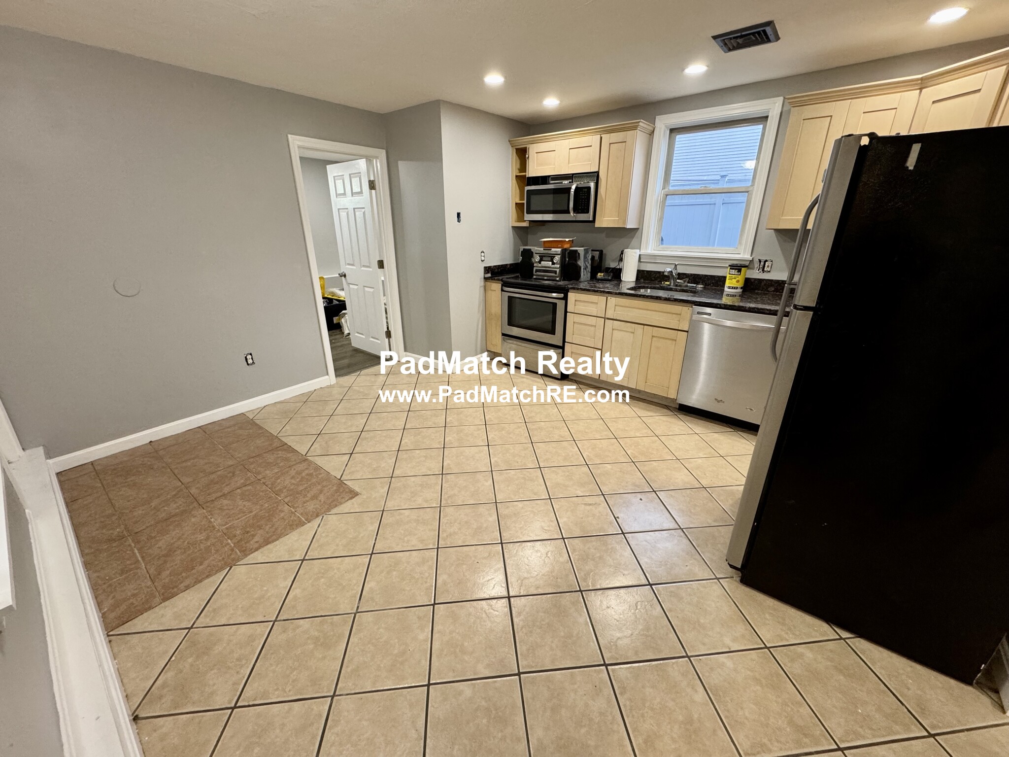 Photo 5 of 90 Chestnut St. Unit 1