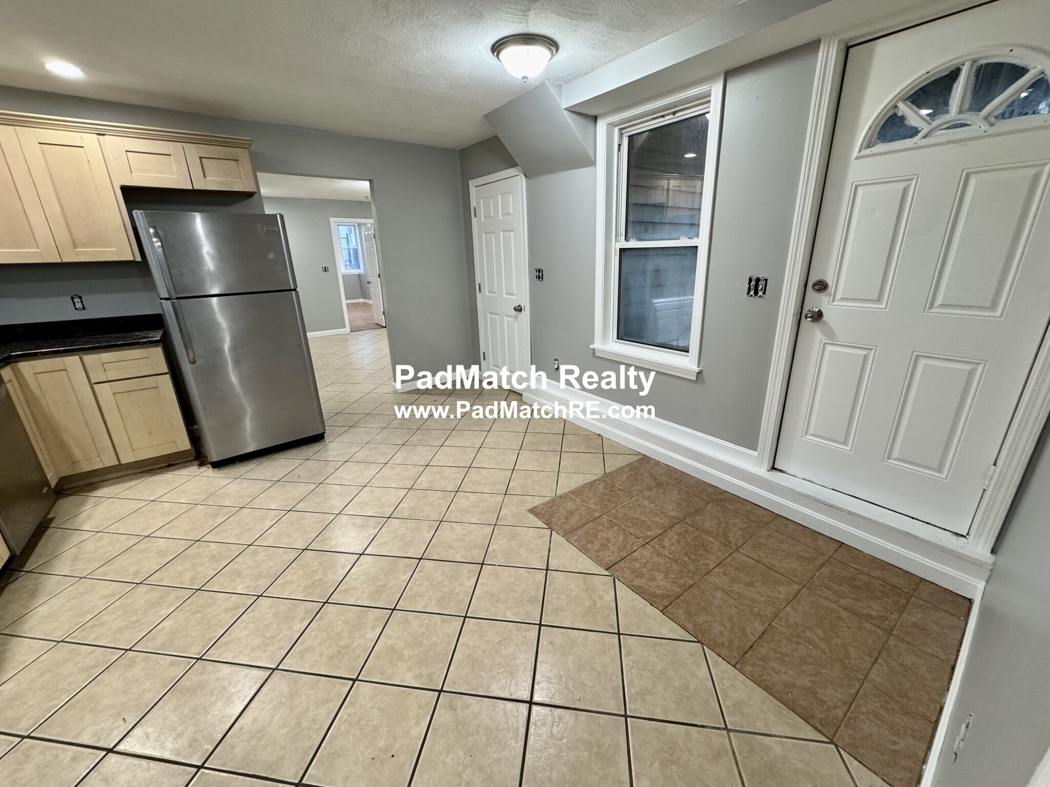 Photo 4 of 90 Chestnut St. Unit 1