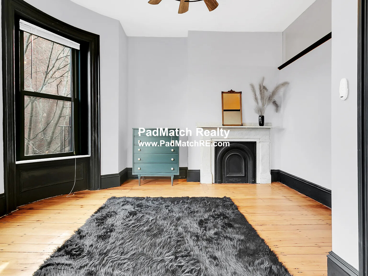 Photo 5 of 482 Columbus Ave. Unit 3