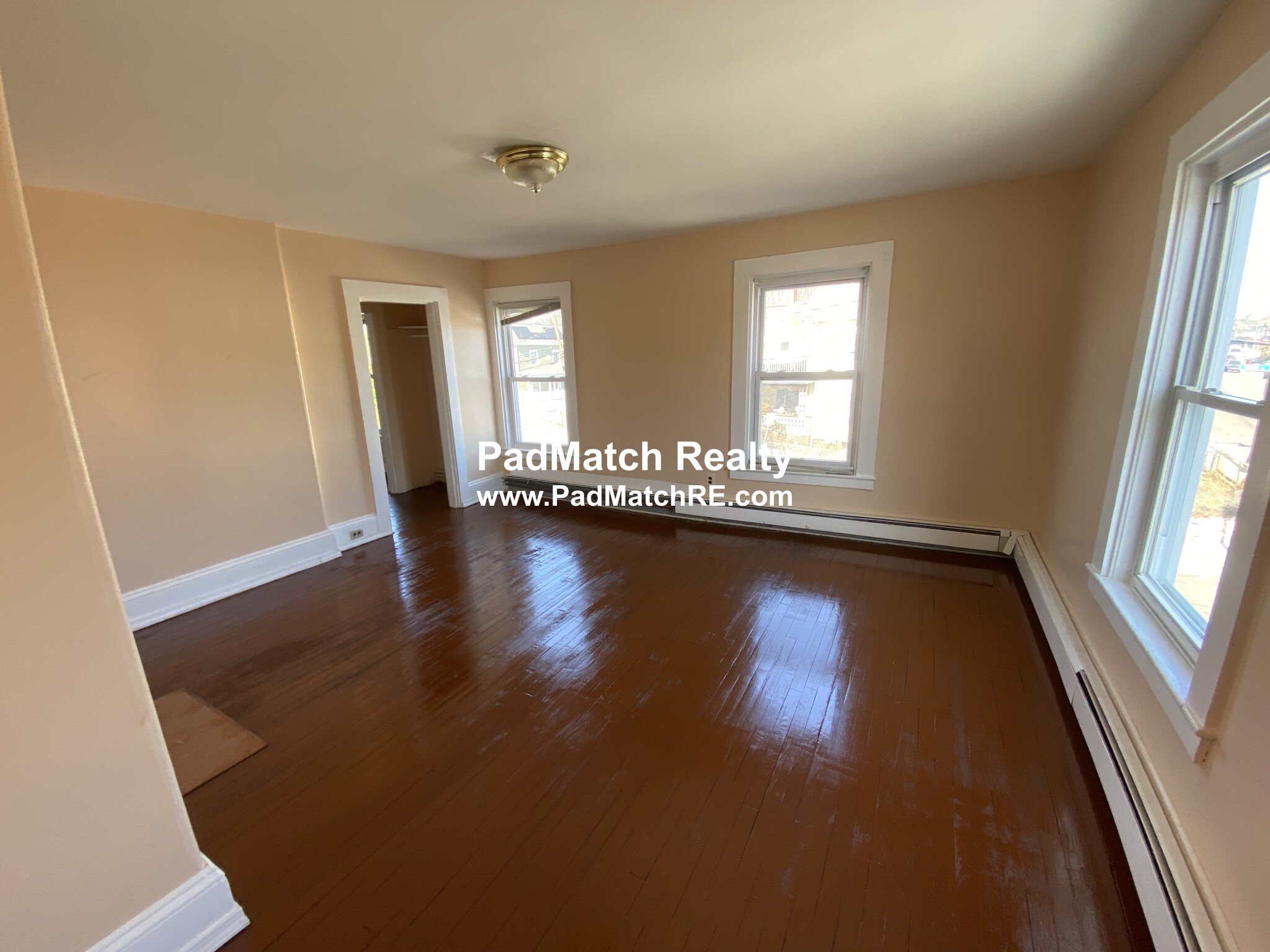 1073 River St. — Hyde Park