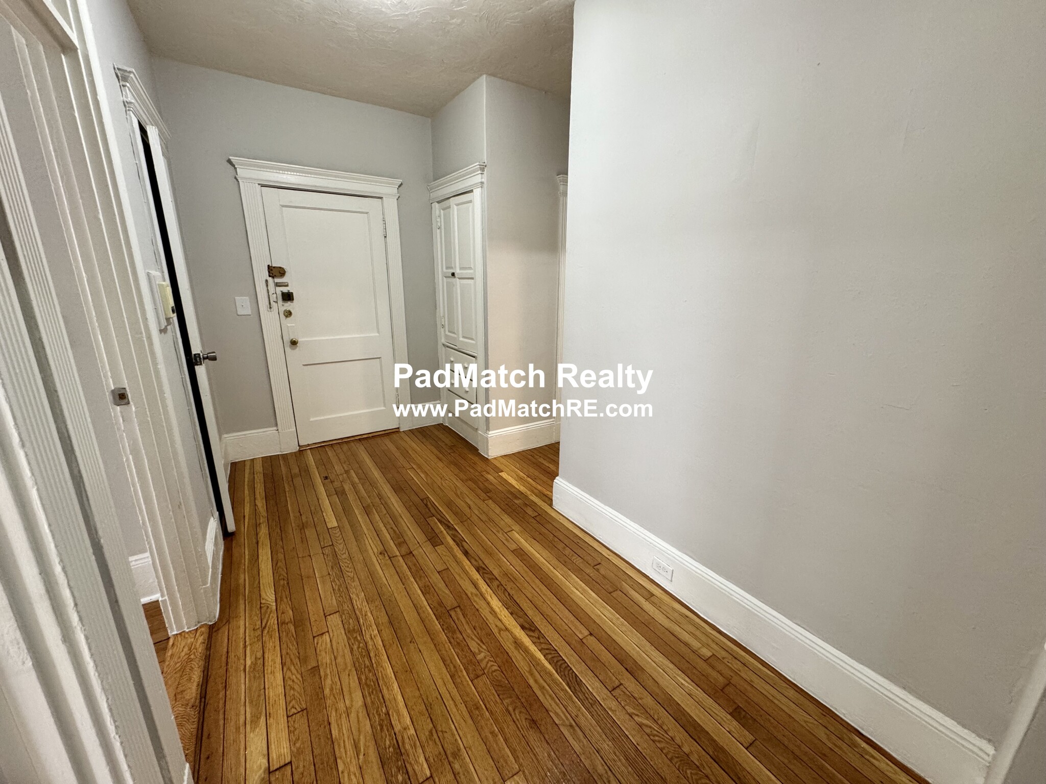 Photo 5 of 75 Chester St. Unit 4