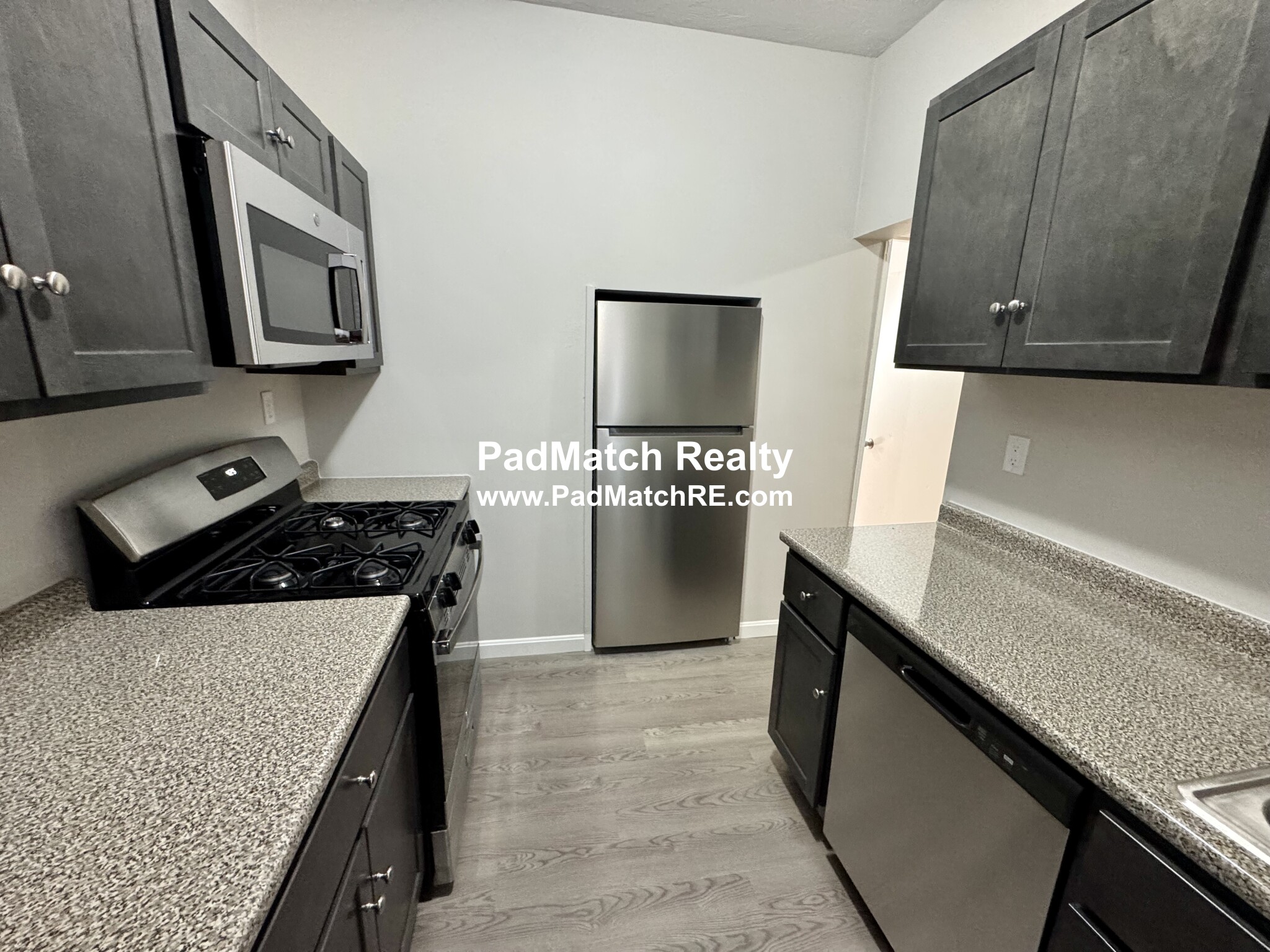 Photo 12 of 75 Chester St. Unit 4